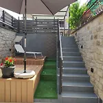 Studio Apartman Iva